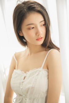 在女儿家享受天伦之乐